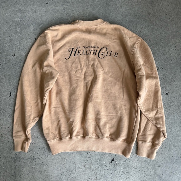 Sporty and rich health club sweatshirt - Picture 7 of 8